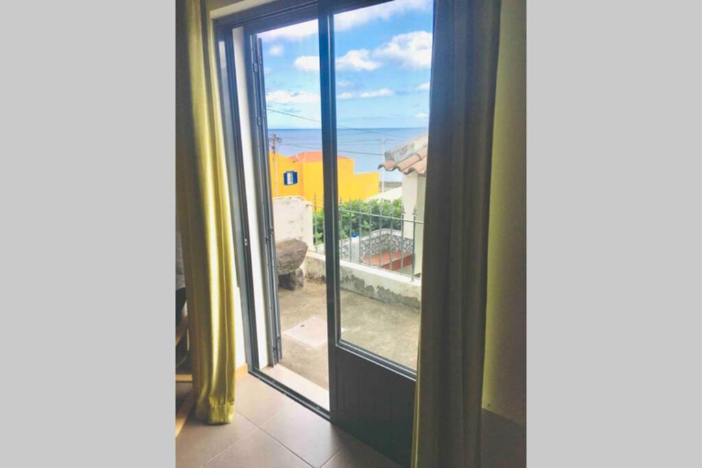 Apartamento Vista Do Mar A Ribeira Quente Exterior foto